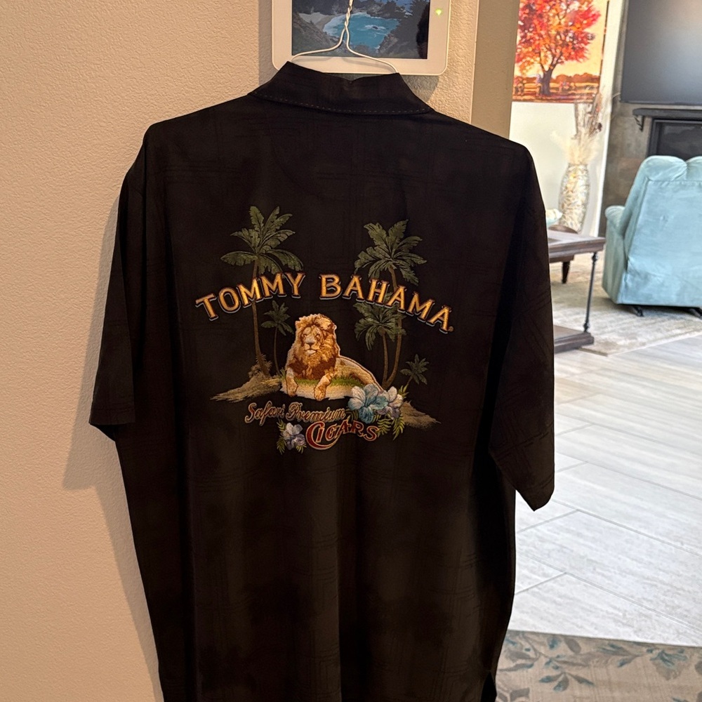 Tommy Bahama Black Safari Graphic Shirt